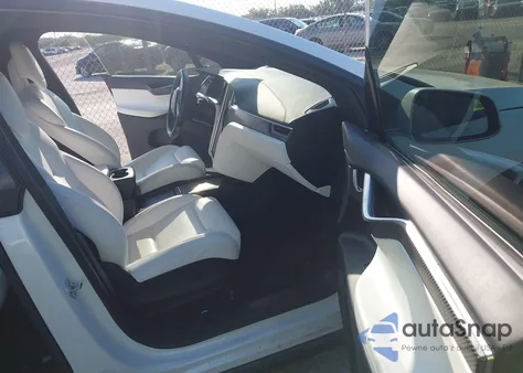 2017 Tesla Model X 100D/75D/90D from USA, damaged, VIN 5YJXCAE2XHF073508